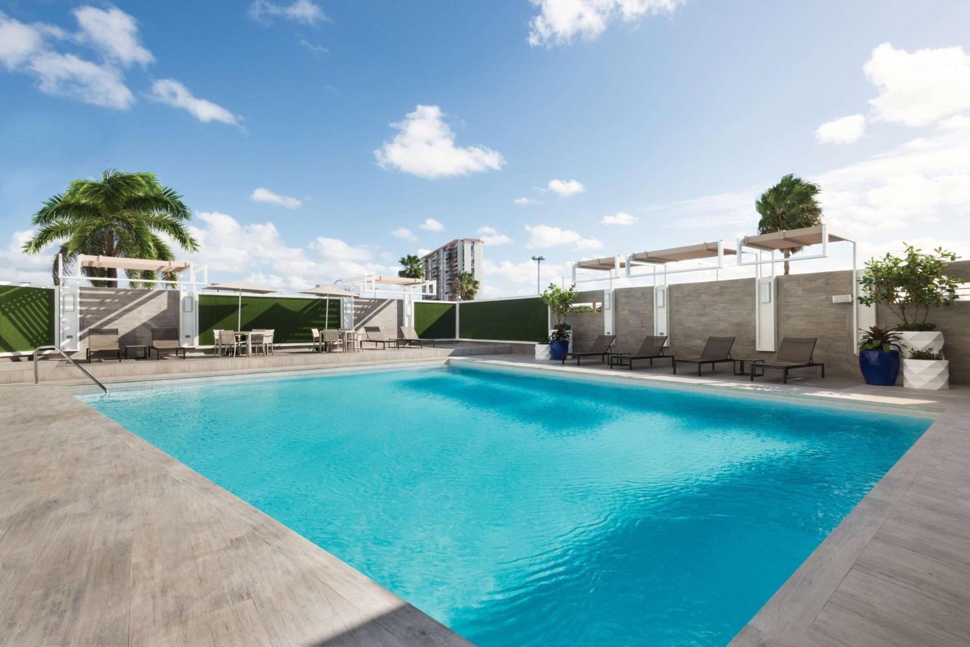 Tryp By Wyndham Isla Verde San Juan Kültér fotó